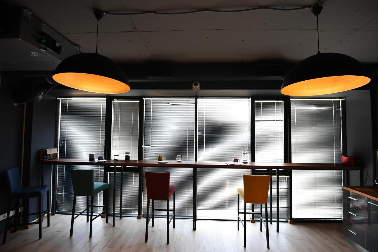 Capsuleplus Saburtalo Tbilisi ภายนอก รูปภาพ